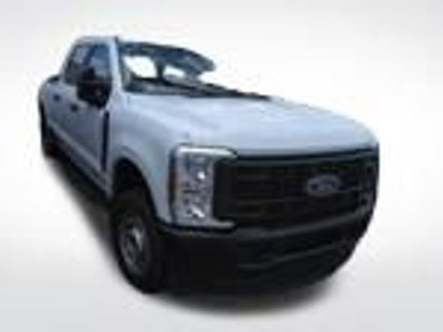 Used 2026 Ford F250 XL AWD/4WD image 2