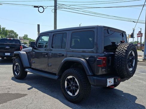 Used 2019 Jeep Wrangler Unlimited Rubicon AWD/4WD image 4