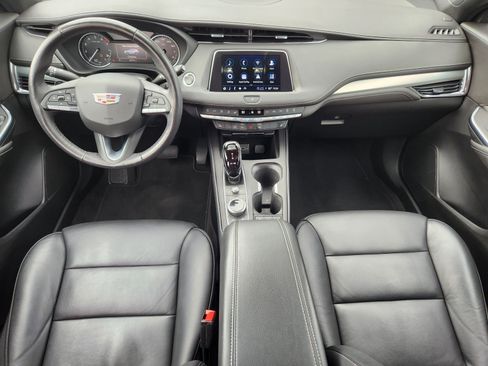 Certified 2023 Cadillac XT4 Premium Luxury w/ Enhanced Visibility Package FWD image 7