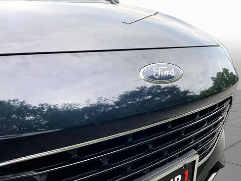 Used 2021 Ford Escape SE w/ SE Sport Appearance Package AWD/4WD image 29