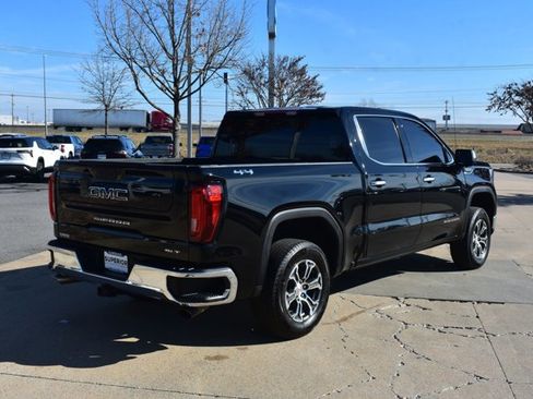 Used 2023 GMC Sierra 1500 SLT w/ SLT Convenience Package image 5