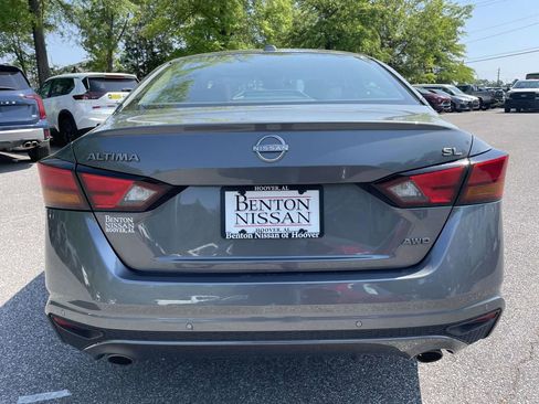 Used 2025 Nissan Altima 2.5 SL AWD/4WD image 4