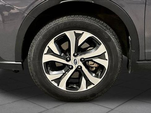 Used 2022 Subaru Outback Touring XT w/ Popular Package #2 AWD/4WD image 11