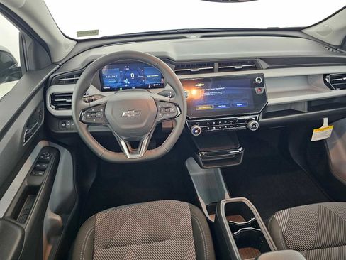 New 2027 Chevrolet Bolt LT w/ Comfort Package FWD image 18