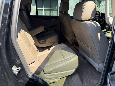 Used 2019 GMC Yukon SLT w/ Premium Edition RWD image 23