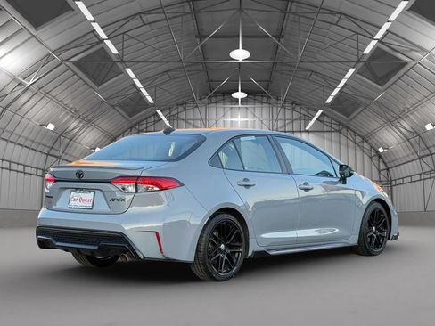 Used 2022 Toyota Corolla SE FWD image 7
