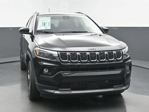 New 2026 Jeep Compass Limited image 8