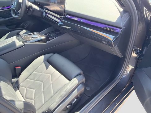 Used 2025 BMW 540i xDrive image 14