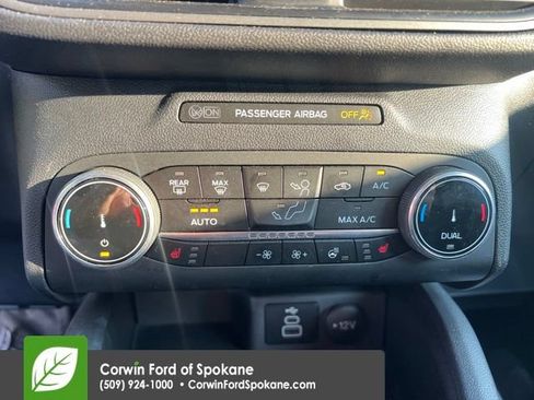 Used 2025 Ford Escape Active AWD/4WD image 13