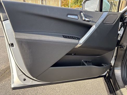 Used 2026 BMW iX xDrive45 w/ M Sport Package image 9