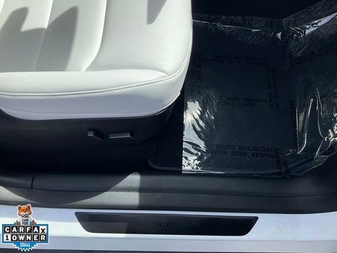 Used 2023 Tesla Model Y Performance image 61