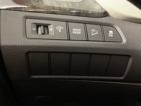 Used 2017 Hyundai Santa Fe Sport FWD image 30