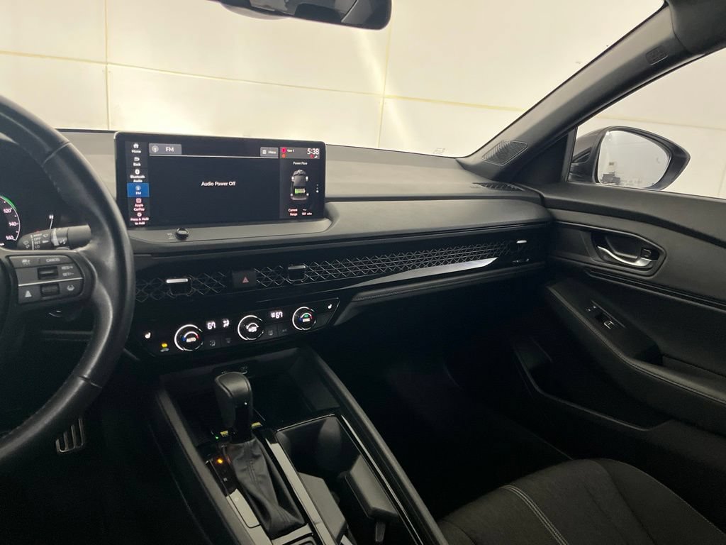Used 2025 Honda Accord Sport image 33