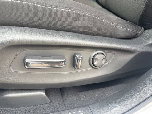 Used 2024 Honda CR-V EX image 13