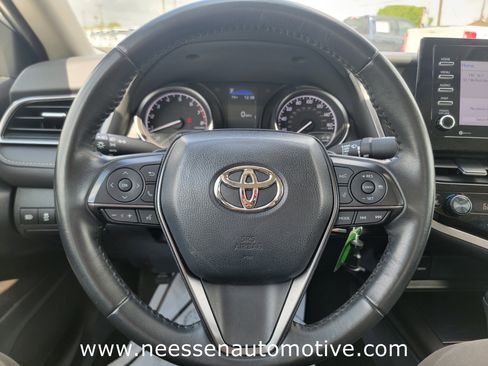 Used 2024 Toyota Camry SE FWD image 18