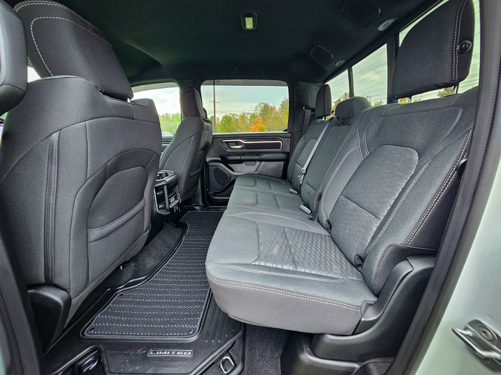 Used 2025 RAM 1500 Big Horn AWD/4WD image 35