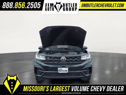 Used 2022 Volkswagen Atlas SEL R-Line image 25