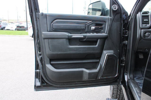 Used 2022 RAM 2500 Limited AWD/4WD image 10