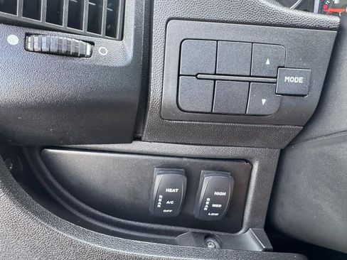 Used 2021 RAM ProMaster 1500 FWD image 25