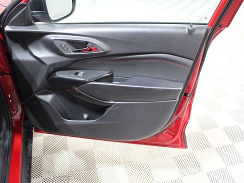 New 2026 Chevrolet Trax RS w/ Sunroof Package FWD image 24