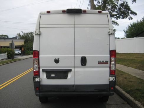 Used 2017 RAM ProMaster 2500 w/ Interior Convenience Group FWD image 5