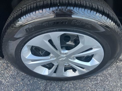 Used 2024 Chevrolet Trax LS FWD image 6