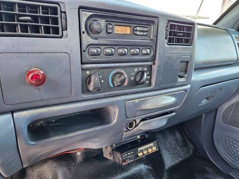 Used 1999 Ford F350 2WD Crew Cab DRW Super Duty image 10