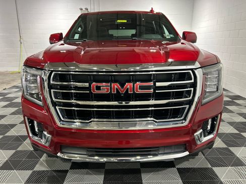 Used 2023 GMC Yukon XL SLT w/ SLT Luxury Package AWD/4WD image 10