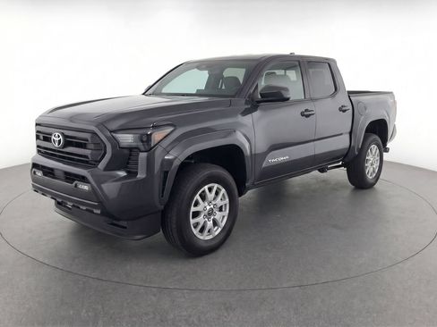 Used 2025 Toyota Tacoma SR5 AWD/4WD image 1