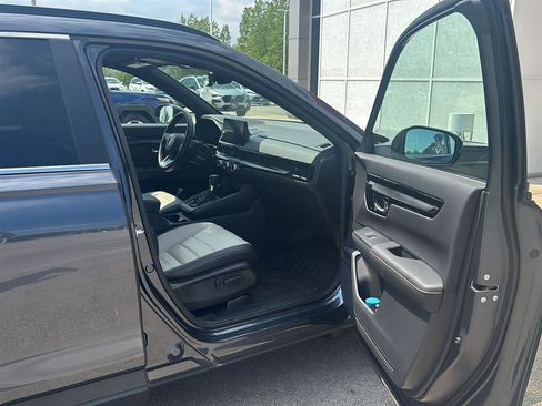 Used 2025 Honda CR-V Sport Touring image 21