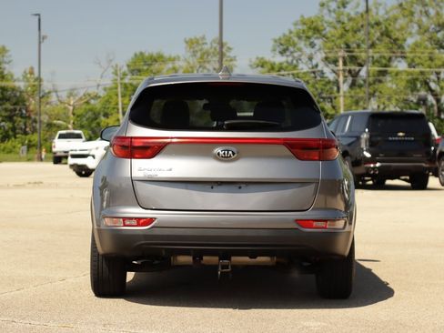 Used 2017 Kia Sportage LX AWD/4WD image 6