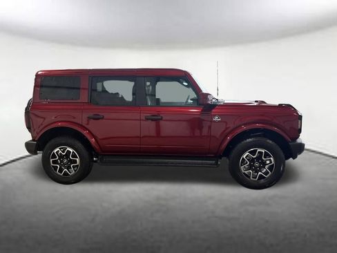 New 2026 Ford Bronco Outer Banks image 6