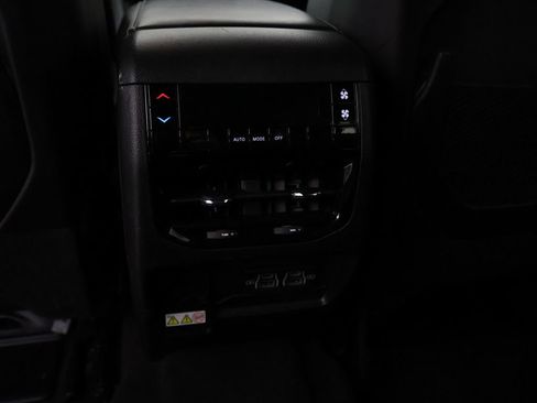 Used 2024 Jeep Grand Cherokee L Laredo AWD/4WD image 35