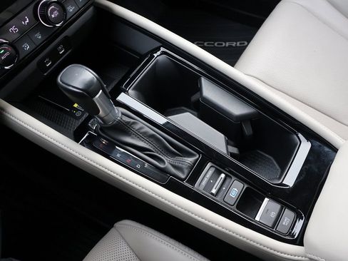 Certified 2023 Honda Accord Touring image 24