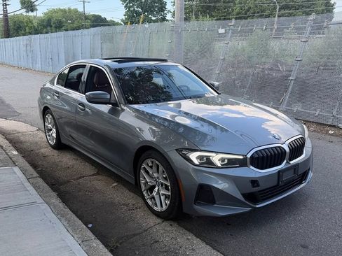 Used 2026 BMW 330i Sedan RWD image 4