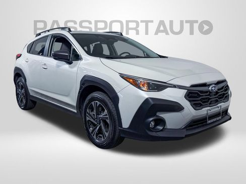 Used 2024 Subaru Crosstrek 2.0i Premium AWD/4WD image 3