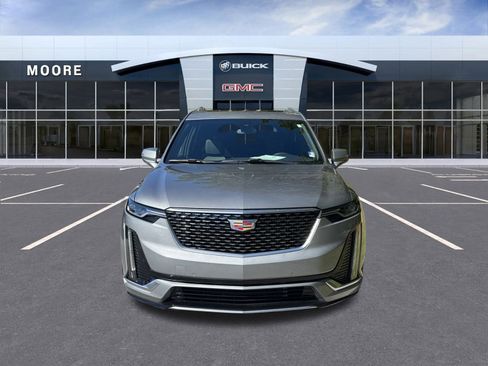 Used 2025 Cadillac XT6 Premium Luxury image 2