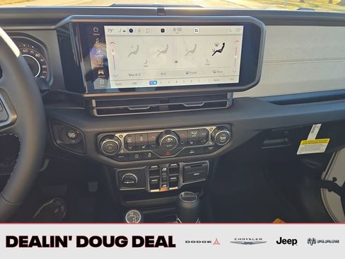 New 2026 Jeep Gladiator Sport image 19