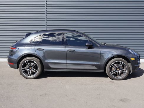 Used 2021 Porsche Macan AWD/4WD image 8