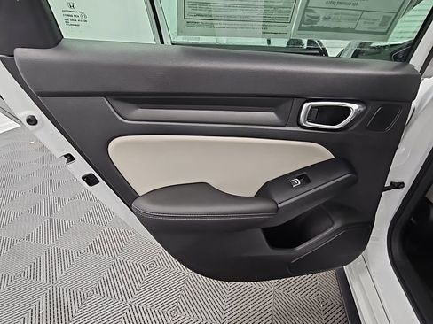 Used 2024 Honda Civic EX-L image 30