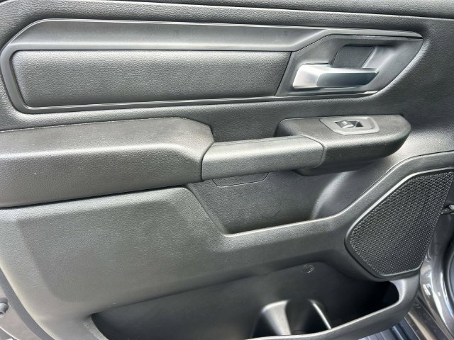 New 2027 RAM 1500 Express AWD/4WD image 18