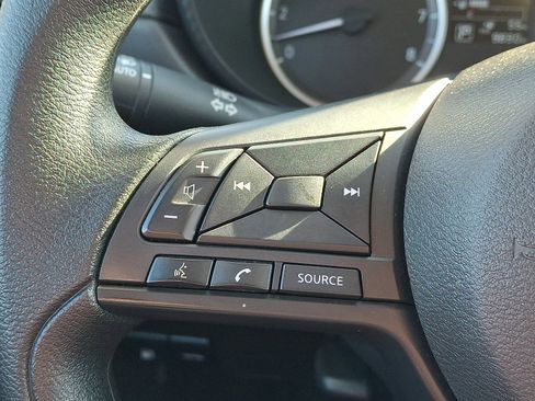 Used 2024 Nissan Versa S w/ S Plus Package image 20