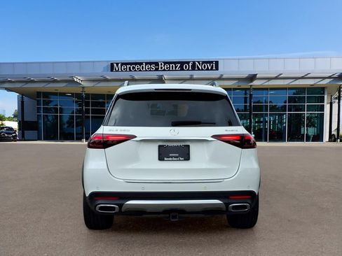 Used 2025 Mercedes-Benz GLE 350 4MATIC image 4