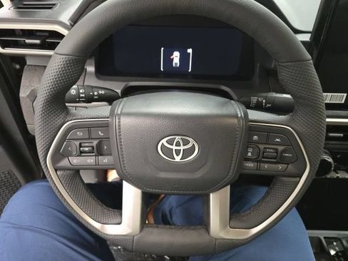 New 2026 Toyota Tacoma Limited AWD/4WD image 36