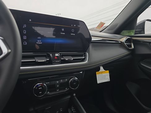 New 2026 Chevrolet TrailBlazer ACTIV image 24