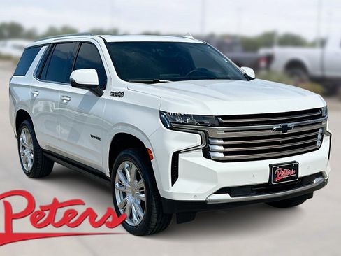 Used 2023 Chevrolet Tahoe High Country AWD/4WD image 1
