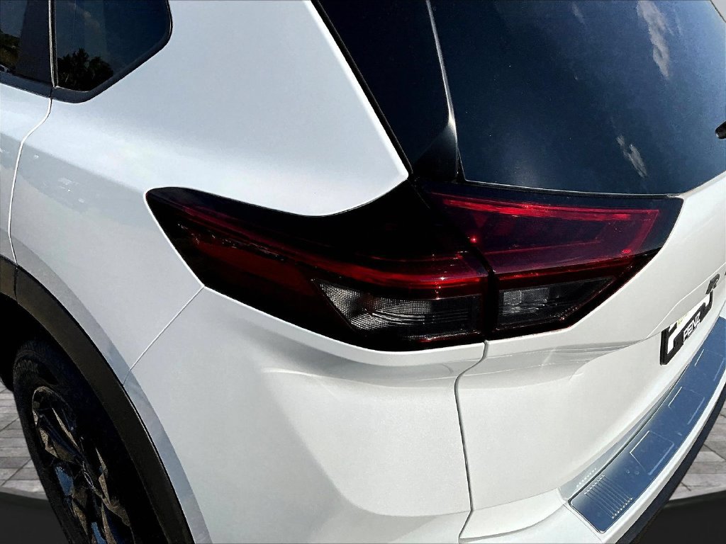 New 2026 Nissan Rogue SV w/ Cold Weather Package AWD/4WD image 30