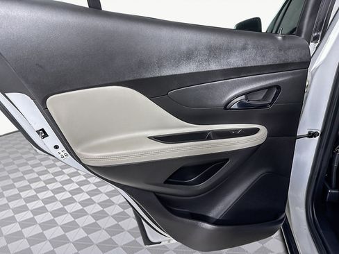 Used 2020 Buick Encore Preferred image 26