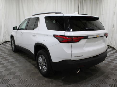 Used 2023 Chevrolet Traverse LT FWD image 33