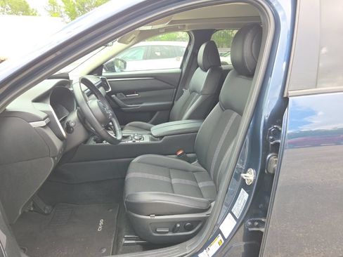 Used 2025 MAZDA CX-50 AWD 2.5 S w/ Premium Package image 3